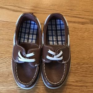 Toddler Carters Boat shoes/loafers 9 worn once